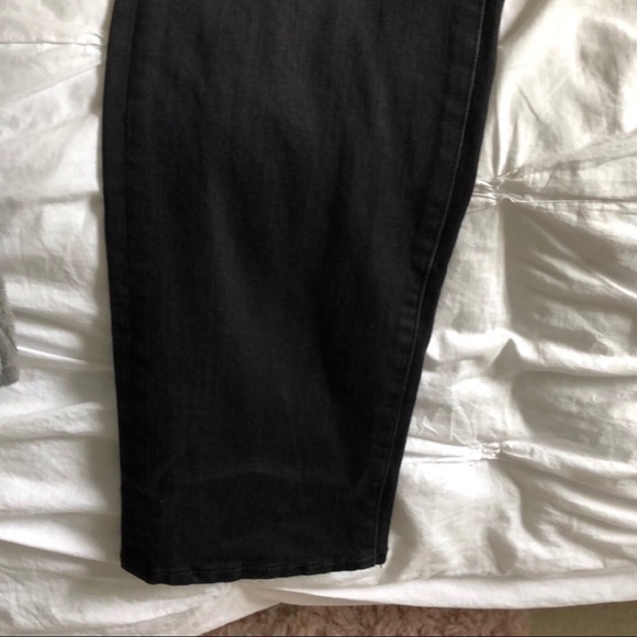 Men’s Slim Straight American Eagle Jeans - Picture 3 of 3